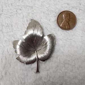 Vintage Krementz Maple Leaf Brooch